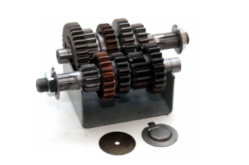 Zeige Details für Getriebesatz MZ TS250/1 ETZ250 ETZ251  -5 Gang Getriebe Bild von Getriebesatz MZ TS250/1 ETZ250 ETZ251  -5 Gang Getriebe